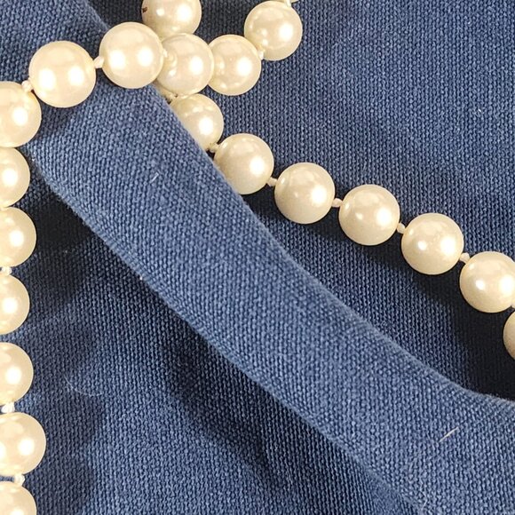 Chico's Extra Long 66" Flapper White Knotted Faux Pearl Unisex Eternity Necklace - Picture 14 of 16
